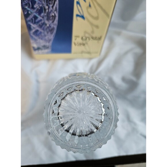Cambria St. George Fine 24% Lead crystal 7" Vase NIB - Picture 3 of 5